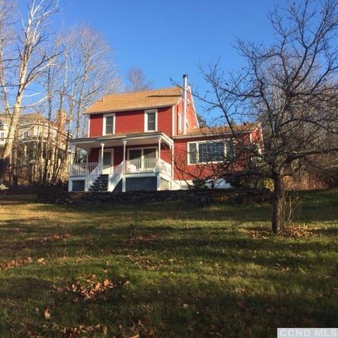 301 Platte Clove Rd, Tannersville, NY 12485-5301