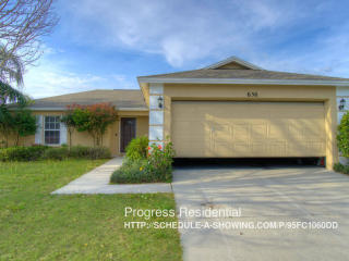 656 Lakemont Dr, Brandon FL  33510-2570 exterior