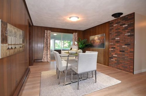 46 Peach Hl Ave, North Providence RI  02911-1924 exterior