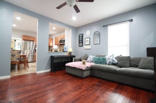 25 Arch St, High Bridge, NJ 08829-2402