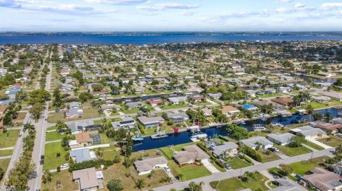 3009 16th Pl, Cape Coral FL  33904-4081 exterior