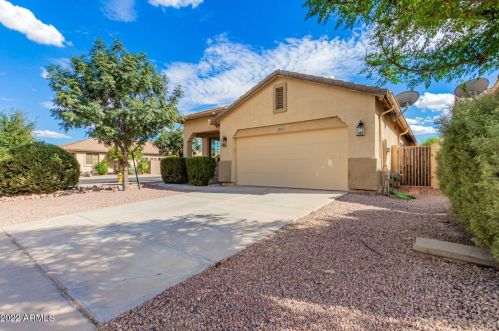 45113 Yucca Ln, Maricopa, AZ 85139-4271