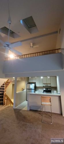 26 Gentry Dr, Englewood, NJ 07631-5033