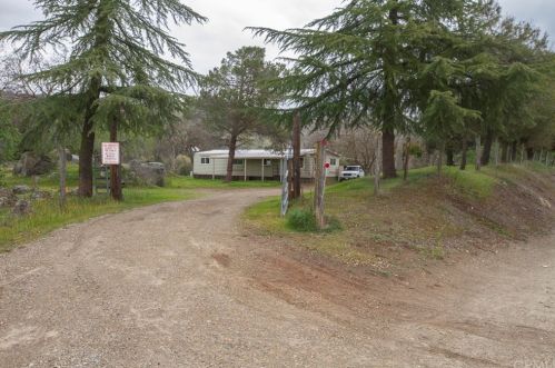 46468 Chuckwagon Rd, Orange Cove CA  93675-9612 exterior