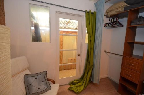 1160 Grand Ave, San Diego CA 92109-4272 exterior