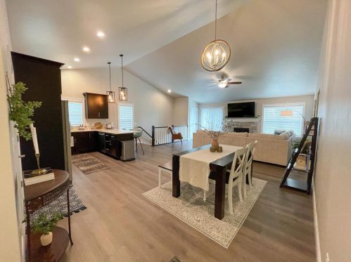 1372 Primrose Ln, Fond Du Lac WI  54935-1879 exterior