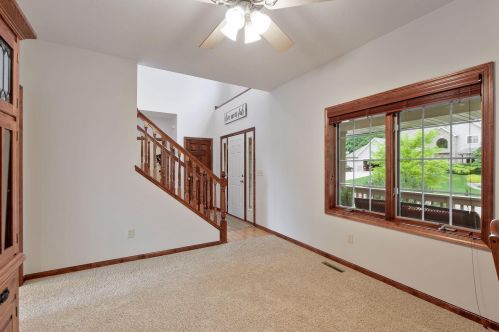 1888 White Oak Dr, Chaska MN  55318-2878 exterior
