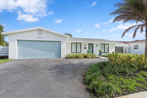 1831 56 Ave, Hollywood FL exterior