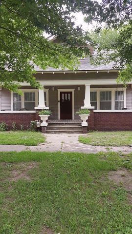 601 Lincoln Ave, Petrolia, KS 66720-2440