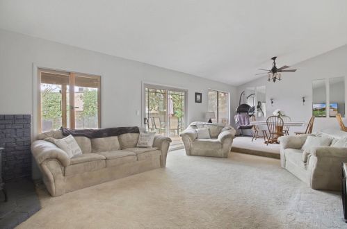 529 Cheri Ct, Ripon CA  95366-2805 exterior