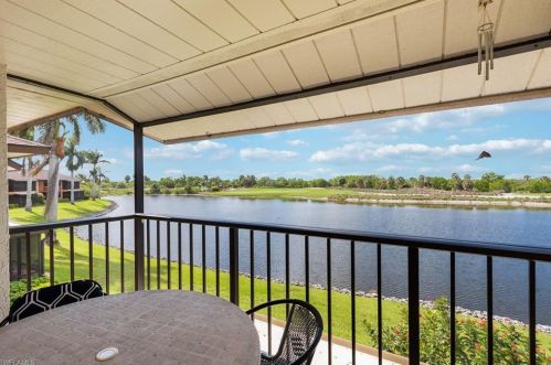1532 Mainsail Dr, Naples FL  34114-8863 exterior