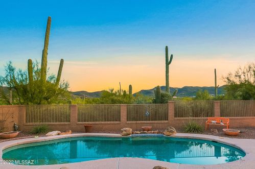 1705 Camino De Oeste, Tucson, AZ 85745-9026