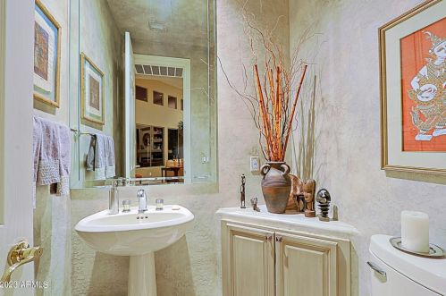 6462 Amber Sun Dr, Scottsdale AZ 85266-7034 exterior