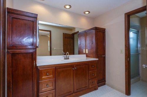 6325 Wynglow Ln, Orlando FL  32818-1311 exterior