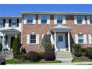 600 Mohawk Ct, Airmont, NY 10901-4136