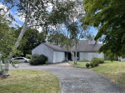 73 Lords Hill Rd, Stonington, CT 06378-2606
