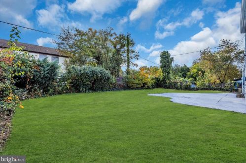 24 Perennial Ln, Willingboro NJ  08046-2623 exterior