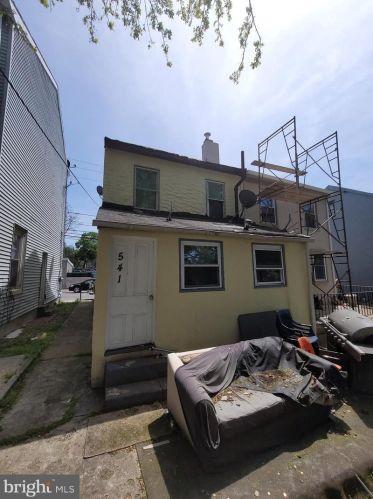 541 Arch St, Norristown, PA 19401-5026