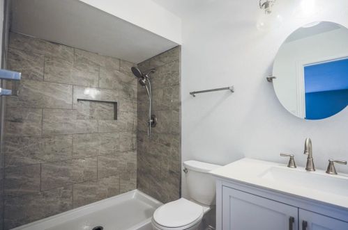 7139 Emory Oak Ln, Dallas TX  75249-1404 exterior