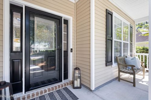 3 Aspen Hall Ct, Bluffton SC  29910-7989 exterior