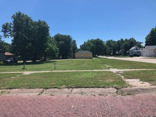 603 11th St, Schuyler, NE 68661-2701