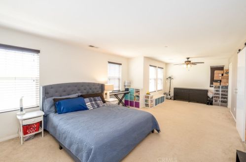 7993 Southpoint St, Chino CA  91708-7682 exterior