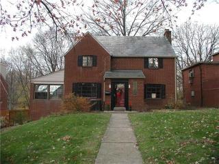 123 Woodland Dr, Pittsburgh, PA 15228-1715