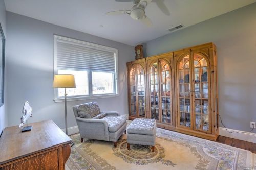 1838 Alan Dr, Penngrove CA  94951-9735 exterior