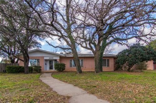 2405 Coggin Ave, Brownwood, TX 76801-5357