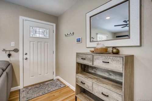 4230 Pearl St, Englewood CO 80113-4741 exterior