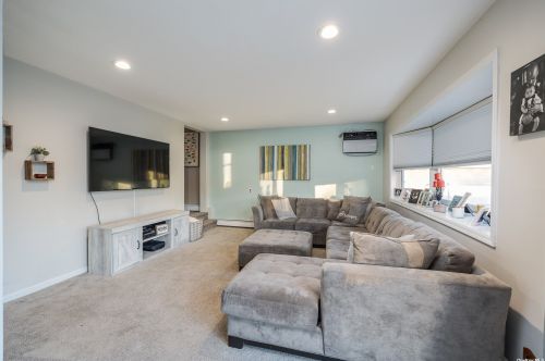 2532 Washington Blvd, North Bellmore NY  11710-2643 exterior