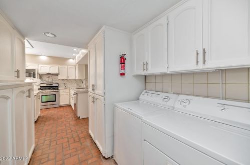 3116 17 Ave, Phoenix AZ 85027-3535 exterior