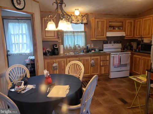 36 Hazel Cir, Navy Sup Dpt PA 17050-3634 exterior