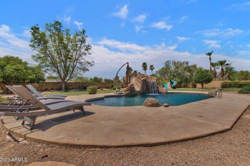 9833 Desert Cove Ave, Scottsdale AZ  85260-6219 exterior