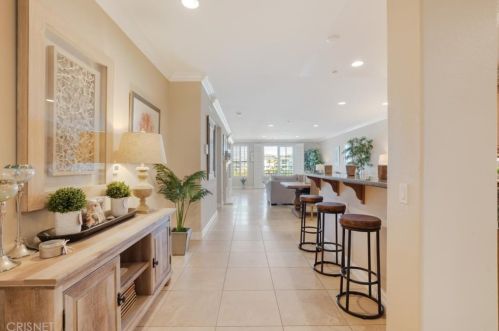 1545 Windshore Way, Oxnard CA  93035-1406 exterior