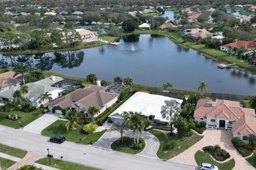 11268 Longshore Way, Naples FL 34119-8824 exterior