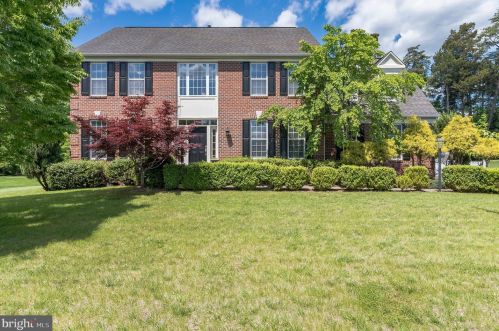 6104 Tinley Mill Dr, Haymarket, VA 20169-3281