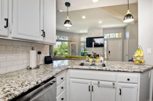 11128 Provencal Pl, San Diego CA  92128-3667 exterior