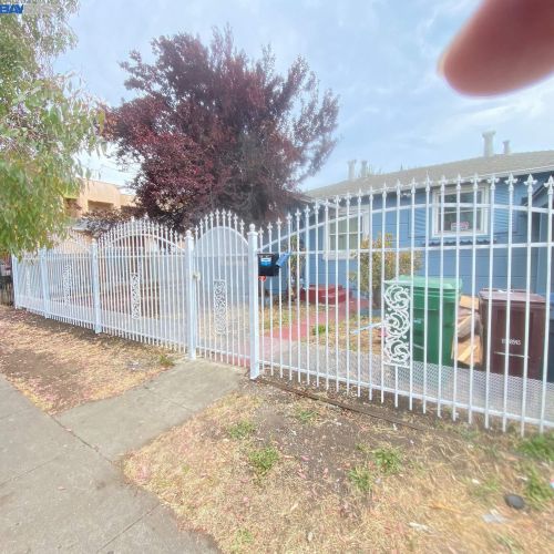 9643 Edes Ave, Oakland, CA 94603-2205