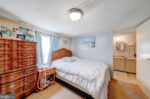 33520 Daisy St, Lewes DE  19958-5322 exterior