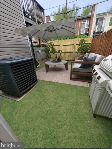 1662 Kramer St, Washington DC 20002-4558 exterior