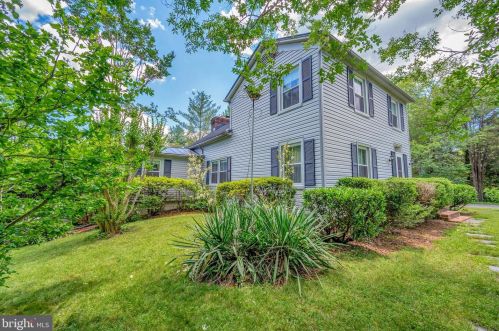 402 Harrison Cir, Locust Grove, VA 22508-5315