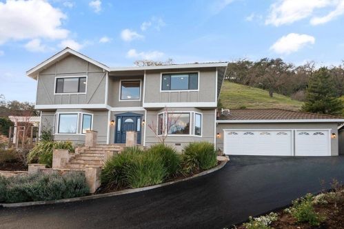 13585 Struzenberg Ct, Morgan Hill, CA 95037-9410