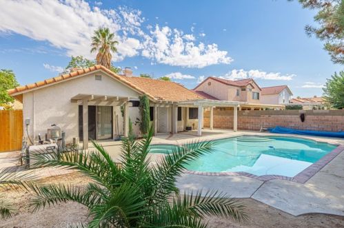 44301 Galion Ave, Lancaster, CA 93536-6078