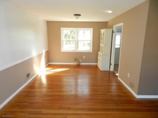 349 Edwards Rd, Parsippany NJ  07054-2267 exterior