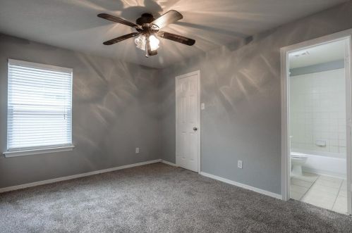 8514 Sports Haven Dr, Humble TX  77346-6000 exterior