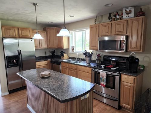 826 41st Ave, Duluth, MN 55807-1540