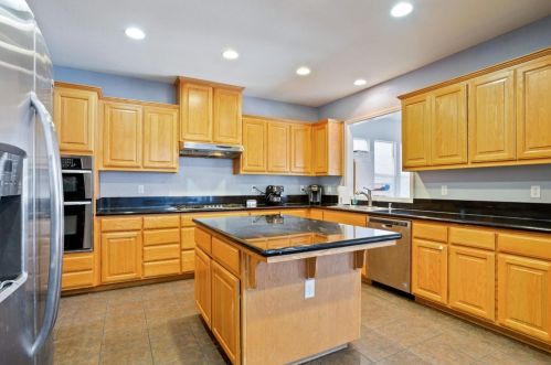 2323 Greger St, Valley Home CA 95361-8299 exterior