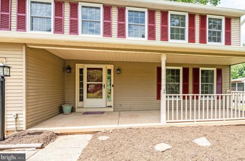 1304 Cold Harbor Ct, Herndon VA 20170-2018 exterior