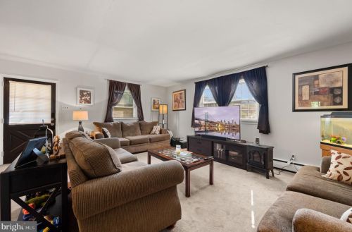 1615 High St, Norristown PA 19401-5130 exterior